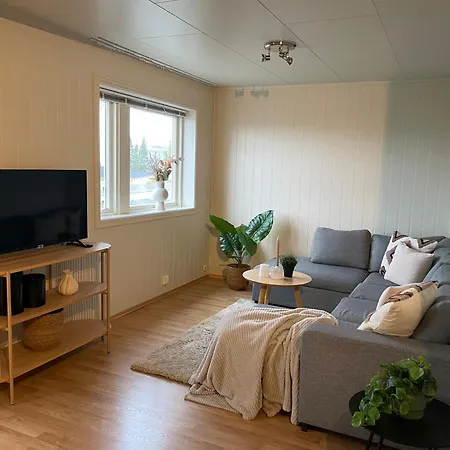 Homey With Sea View *
