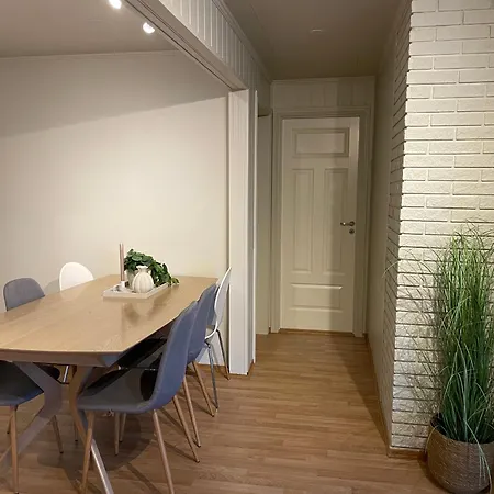 Homey With Sea View Apartment